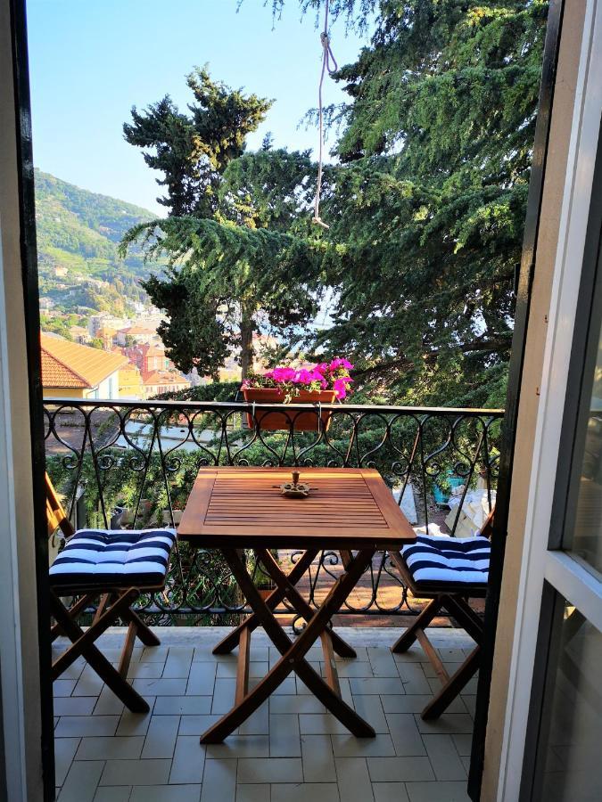 Elegant And Sea View Excelsior Apartment Levanto Esterno foto