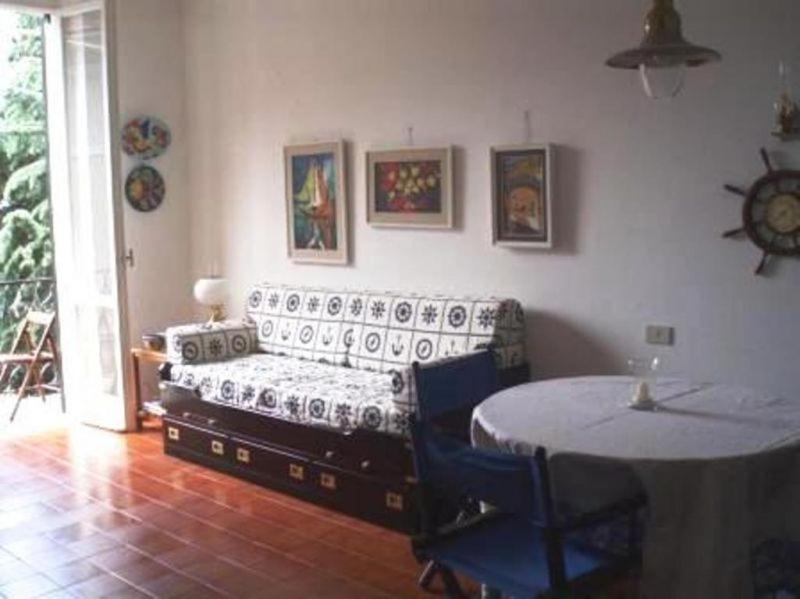 Elegant And Sea View Excelsior Apartment Levanto Esterno foto